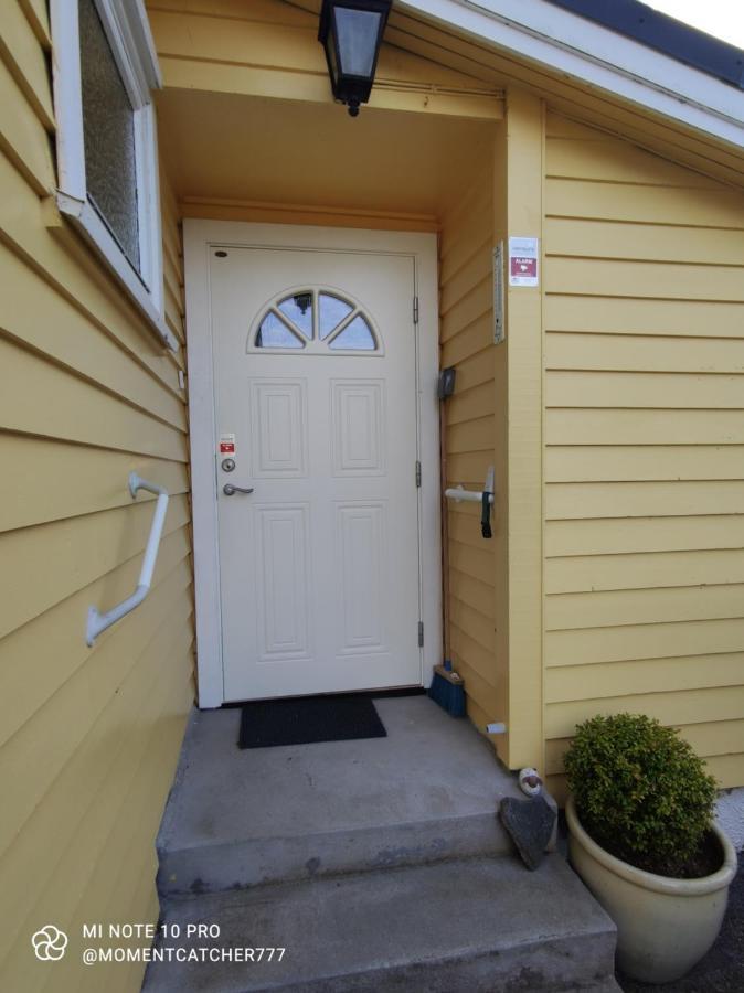 Guest In Private House Homestay Alesund
